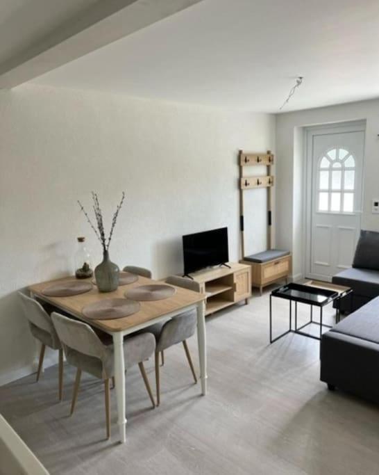 Appartement Douillet, Amenage Proche Riviera. Attalens 외부 사진